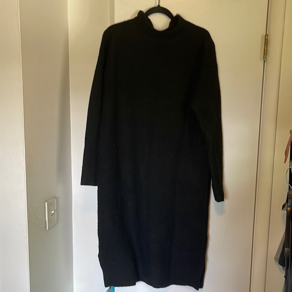 Women’s size Large Black women’s drees